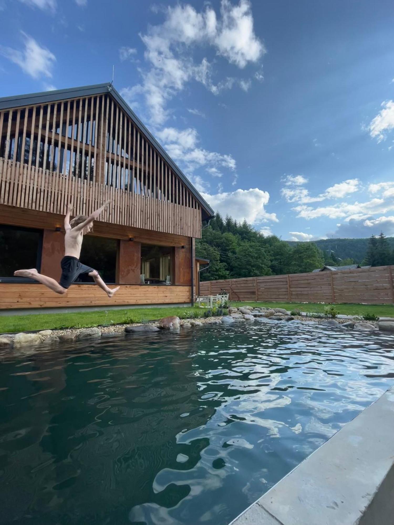 Vila Vagusbouda / Hogo& Loučná nad Desnou Exteriér fotografie